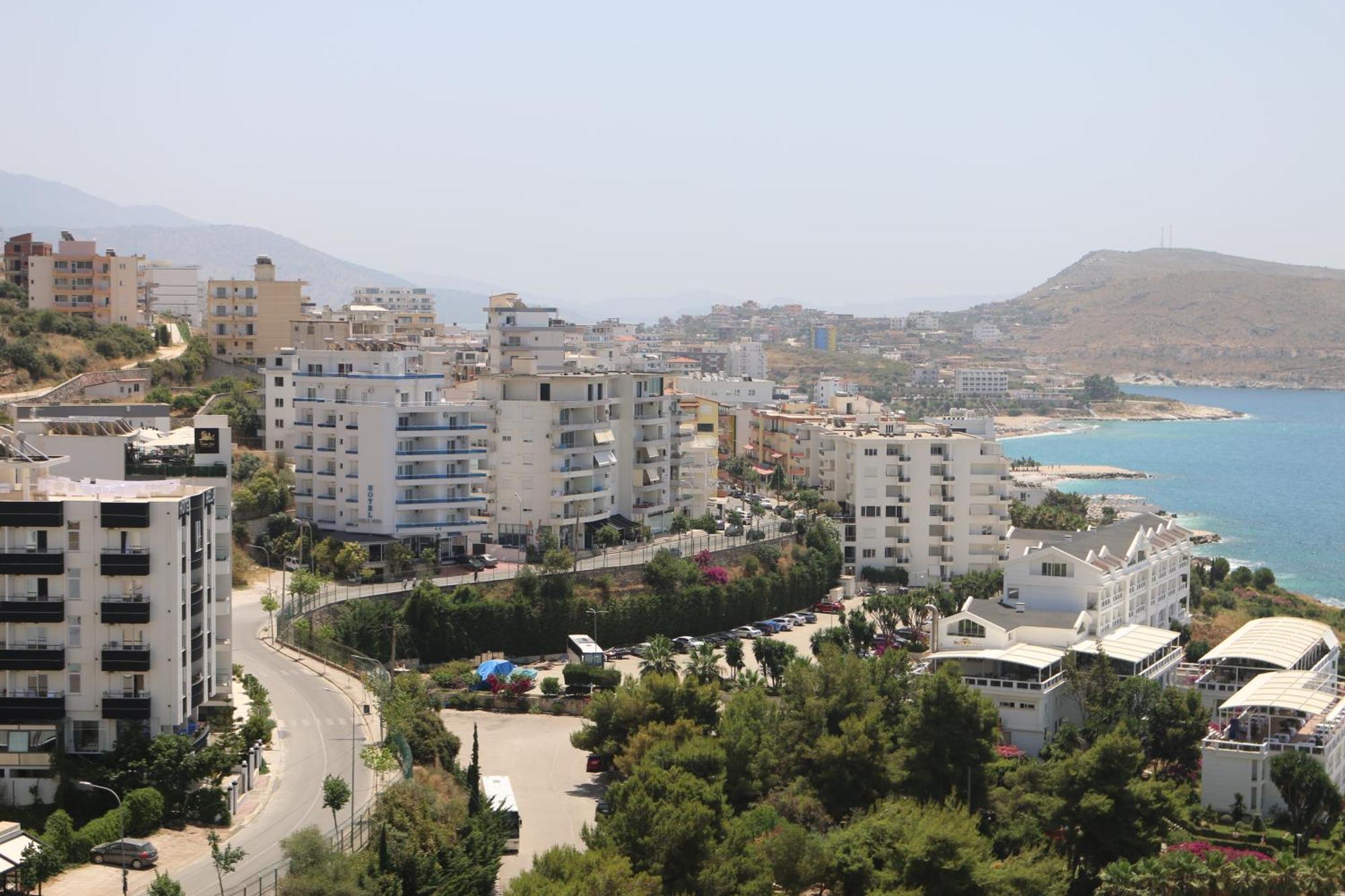 Infinity Sea View Penthouse Apartment Sarande Exterior photo